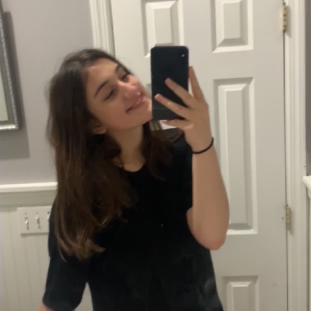 Meet your Posher, Erina